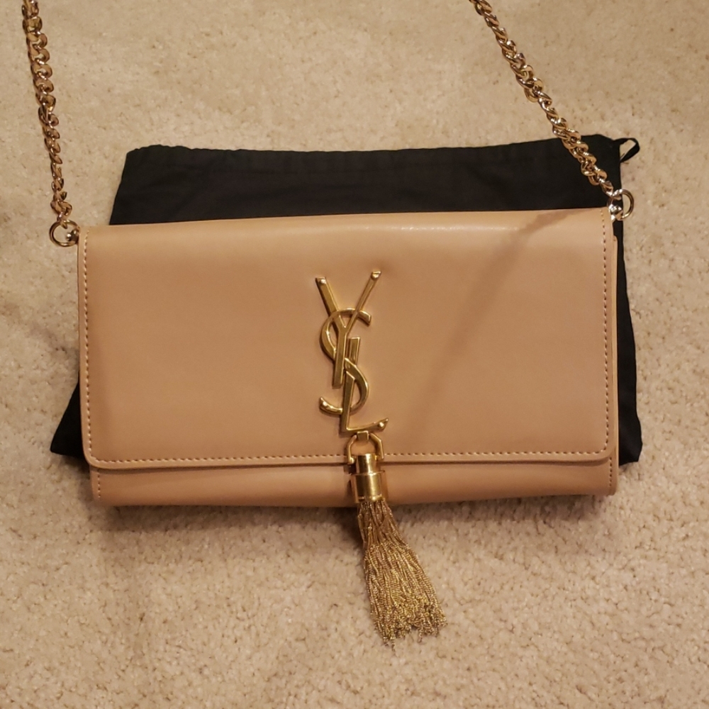 Ysl Saint Laurent tan tassel chain clutch